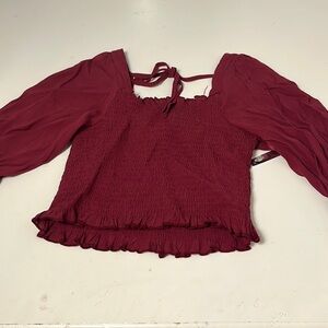 June & Ivy Small Red Short Sleeve Cropped Blouse